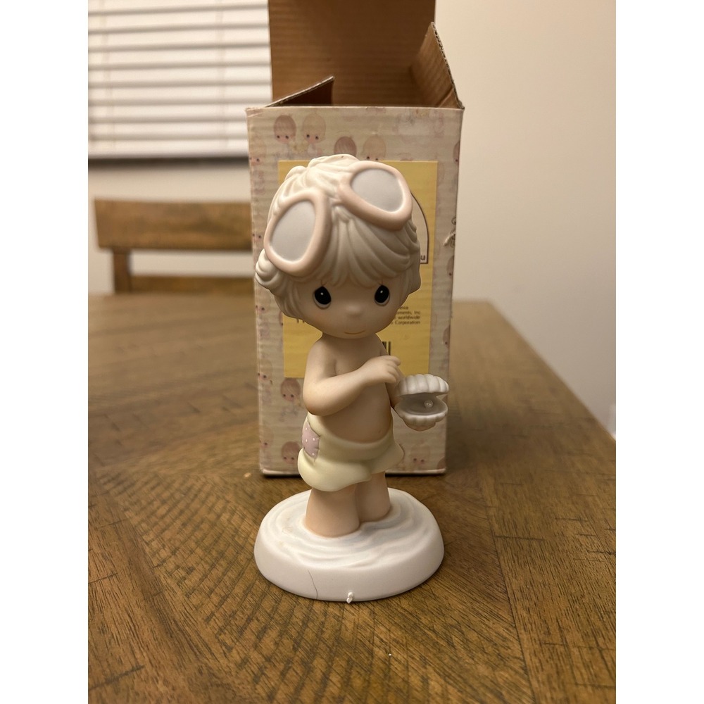 Precious Moments Figurine 521000 Friend Like You Shell 1992 Enesco Boxed